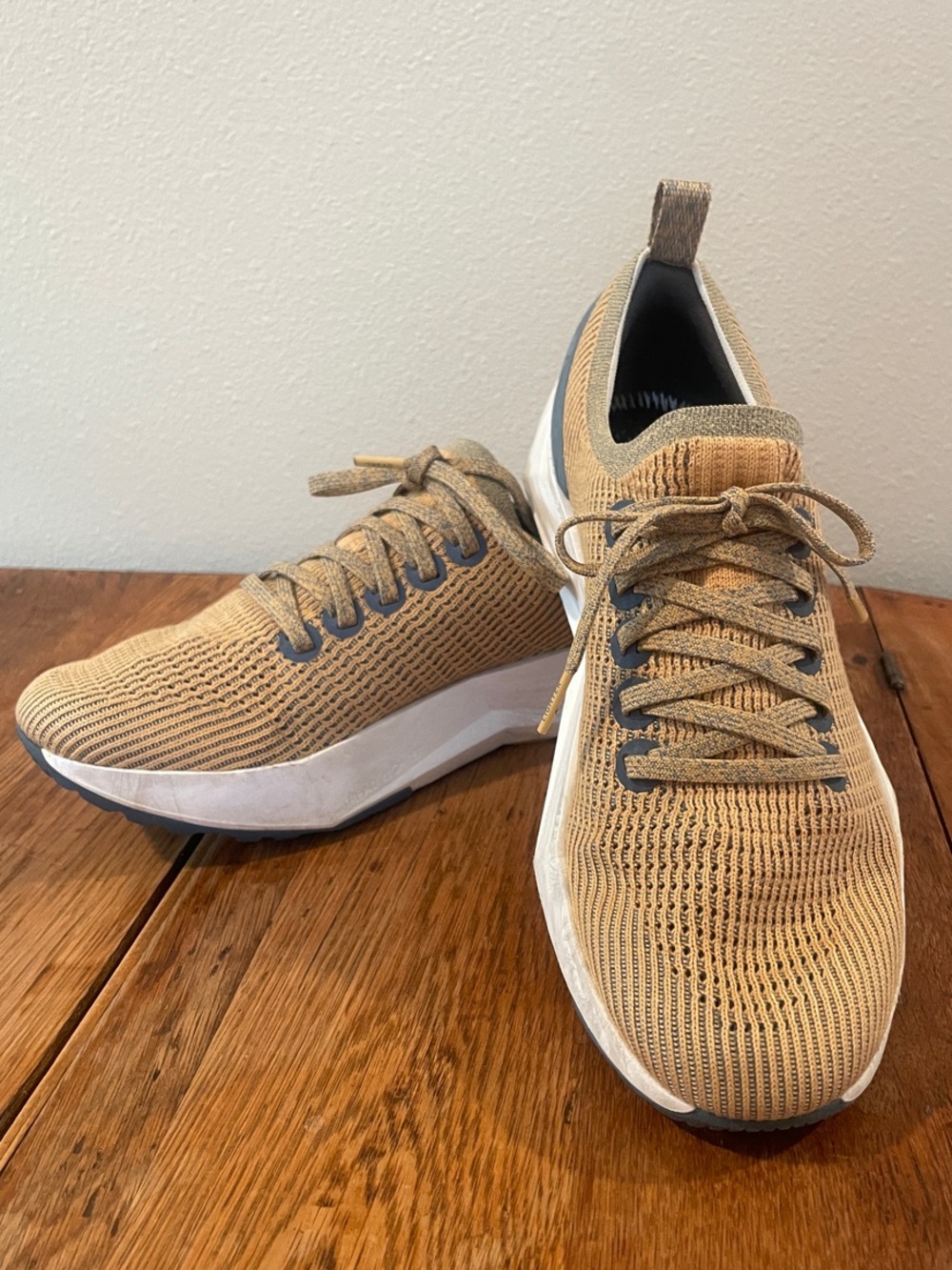 Men's Knit Casual Sneakers - Tan